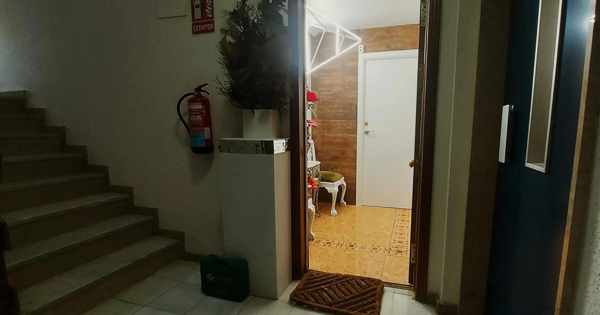 Modern Apartment In Alacant 60M² Wheelchair Accessible อาลิกันเต ภายนอก รูปภาพ